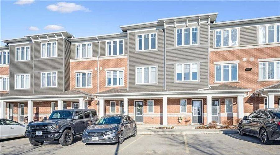 Kitchener, ON N2A 2W7,24 Morrison RD #D9