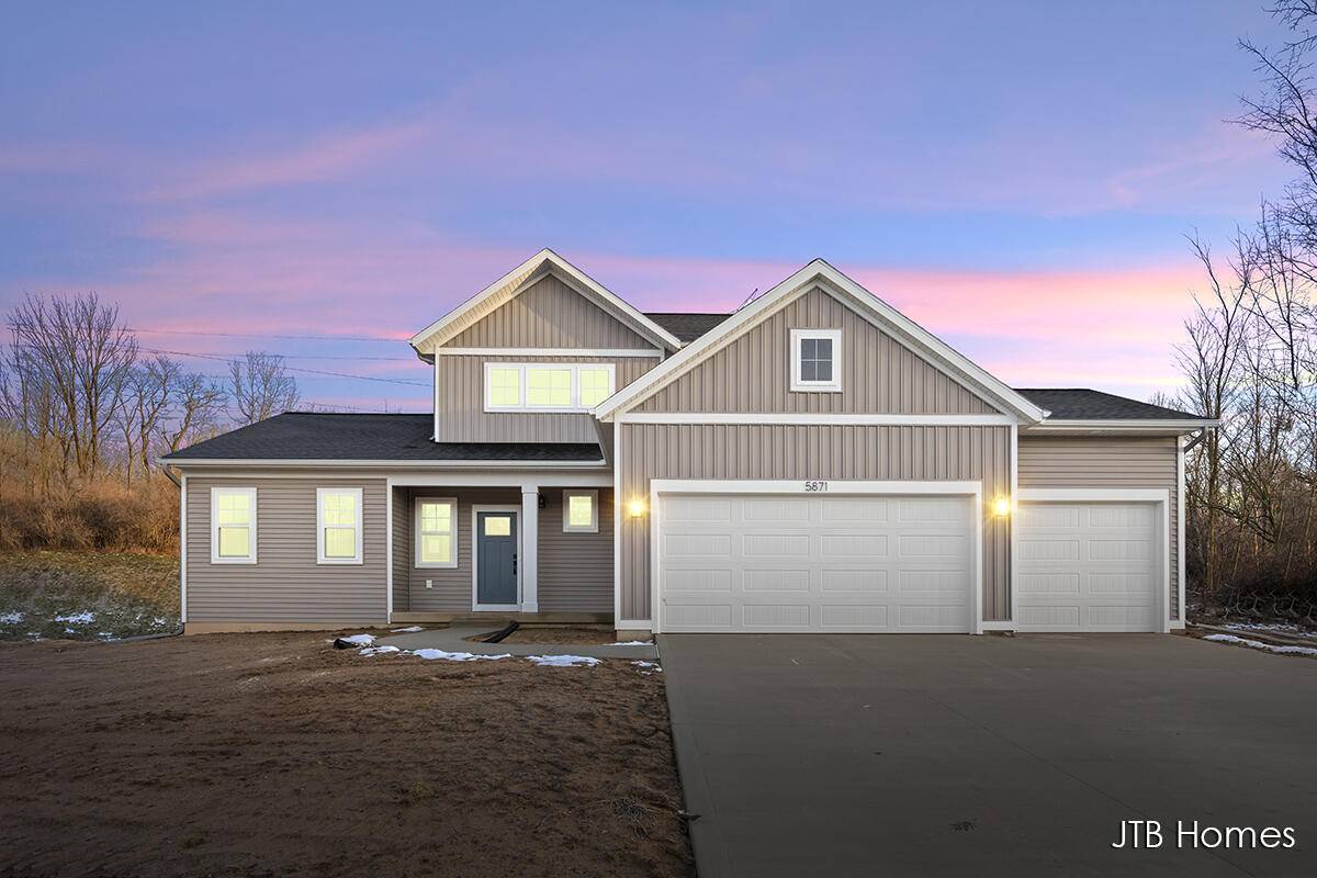 Caledonia, MI 49316,5871 Valley Point DR SE