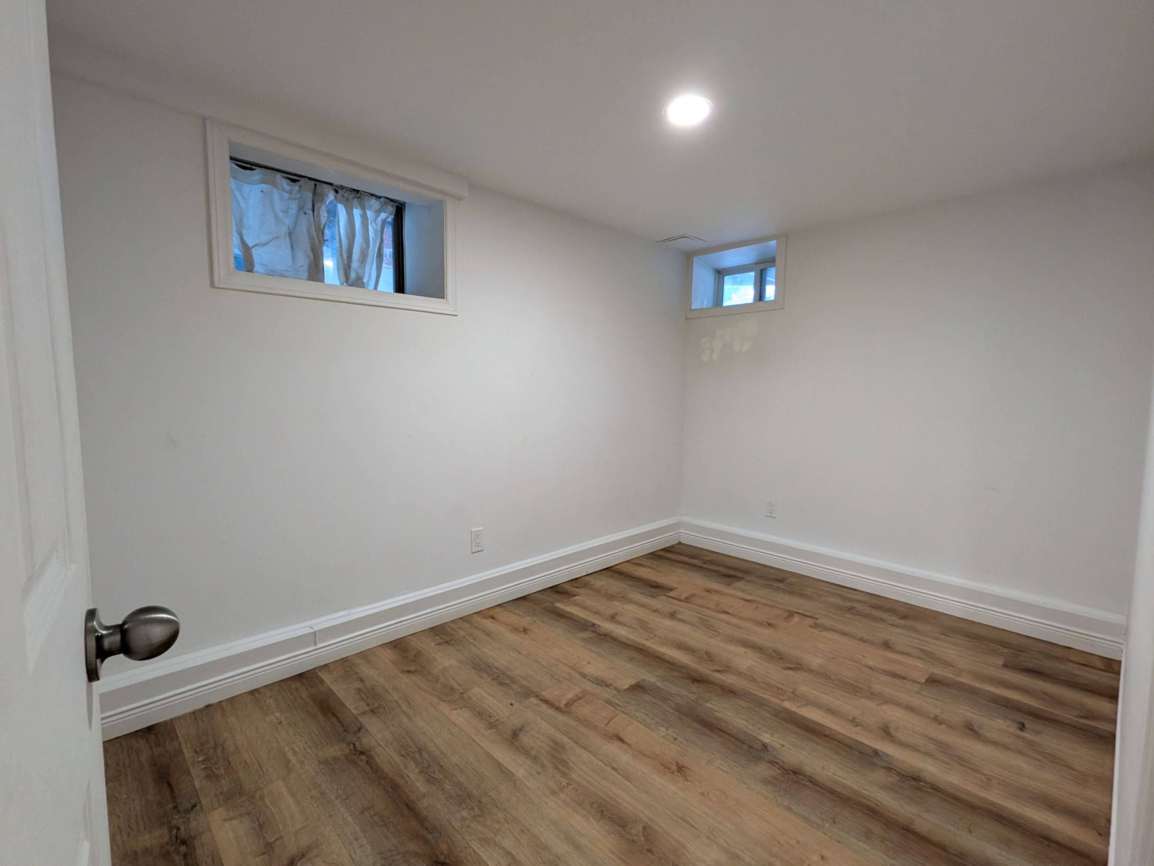 Toronto C02, ON M6G 2M4,751 Markham ST #Basement