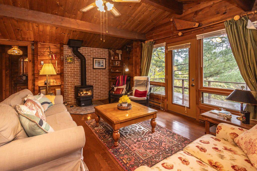 Scugog, ON L9L 2C3,65 Sumac LN