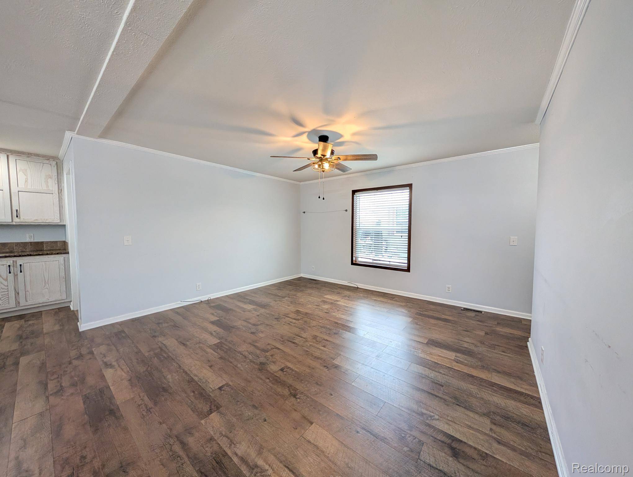 South Lyon, MI 48178,11045 Woodland Ridge CT