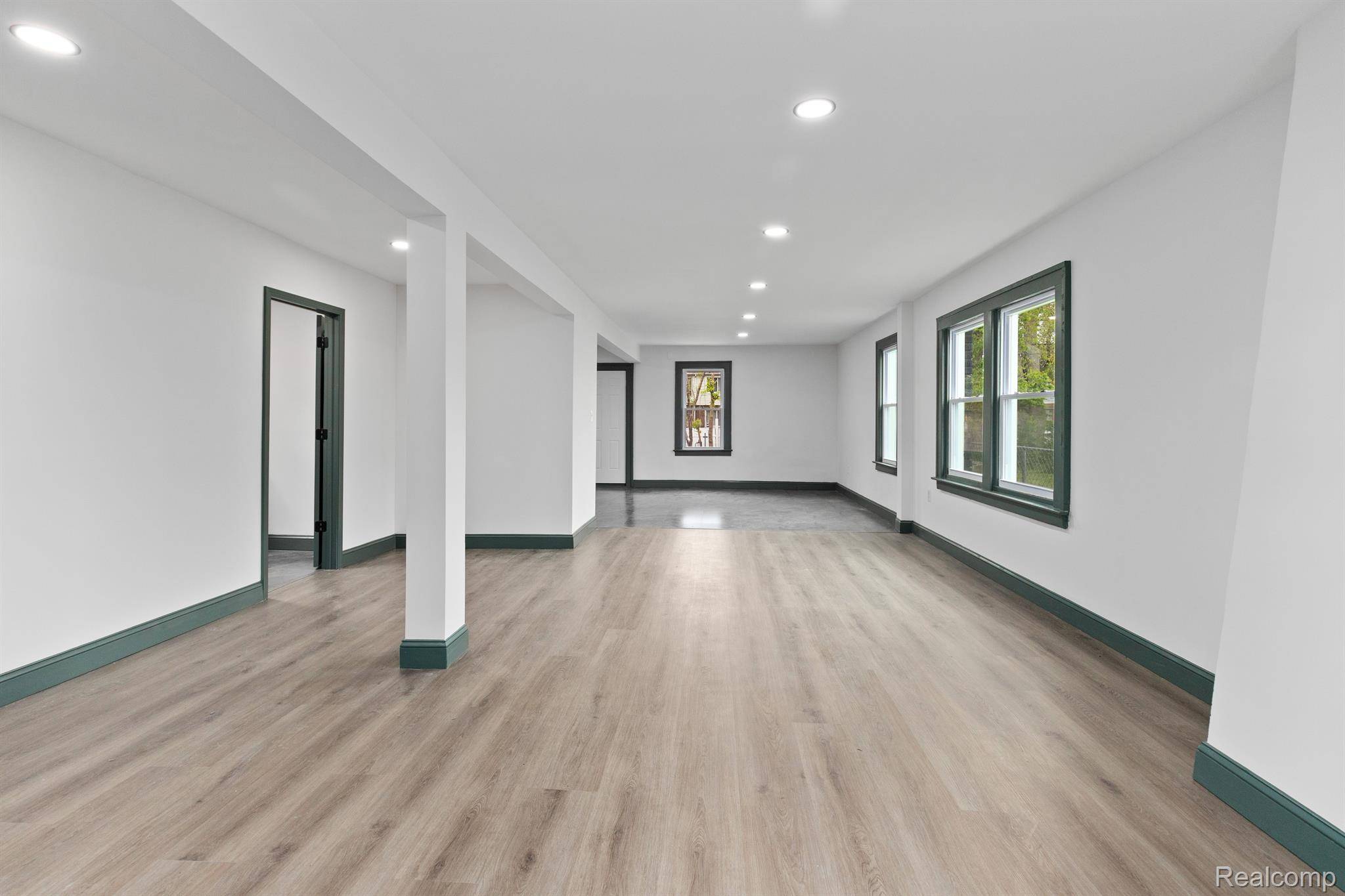 Detroit, MI 48238,15781 Washburn ST