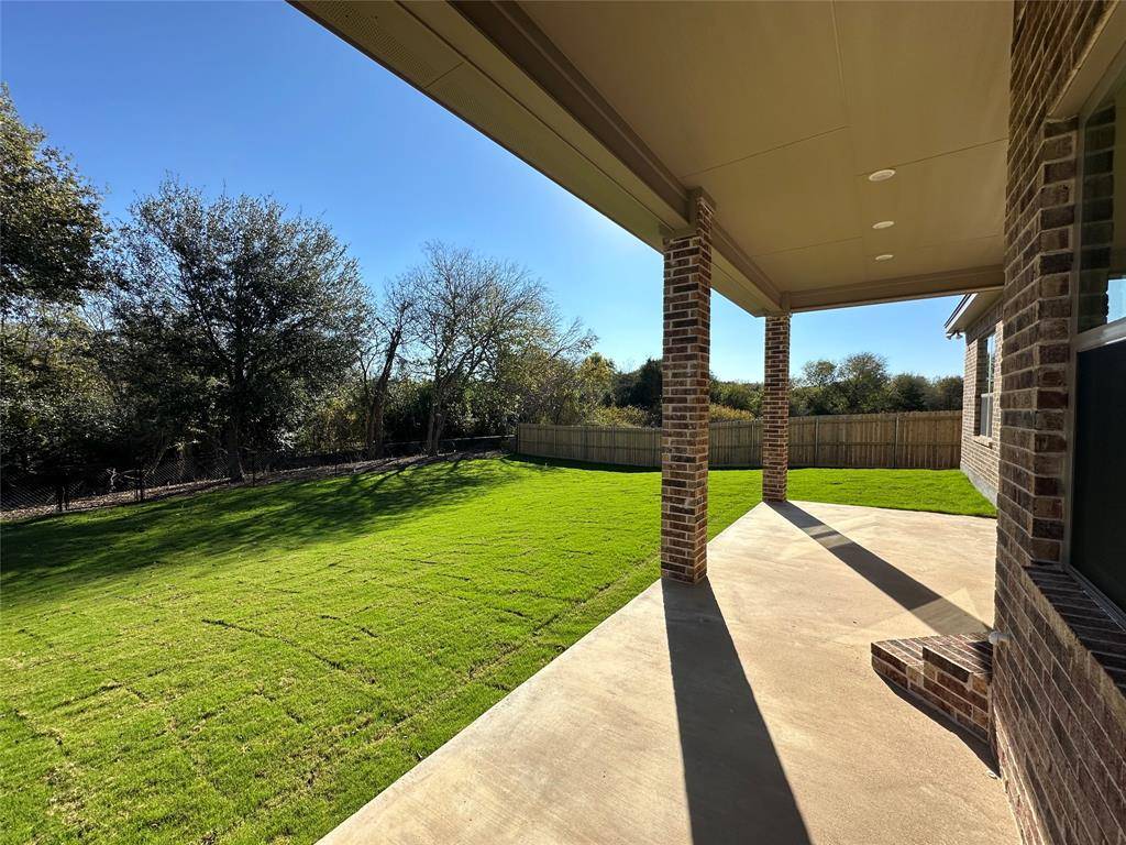 Lorena, TX 76655,133 Lasso Loop