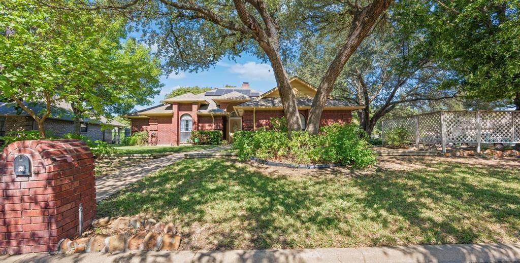 Burleson, TX 76028,153 Sandlewood Lane