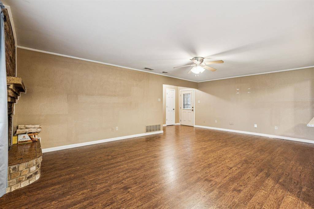 Desoto, TX 75115,236 Evelyn Street