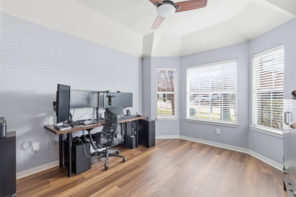 Little Elm, TX 75068,123 Bird Creek Drive