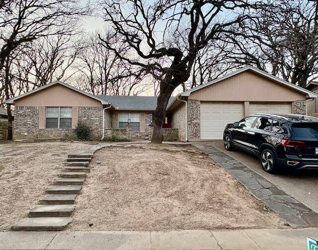 Hurst, TX 76054,2925 Ridgewood Drive