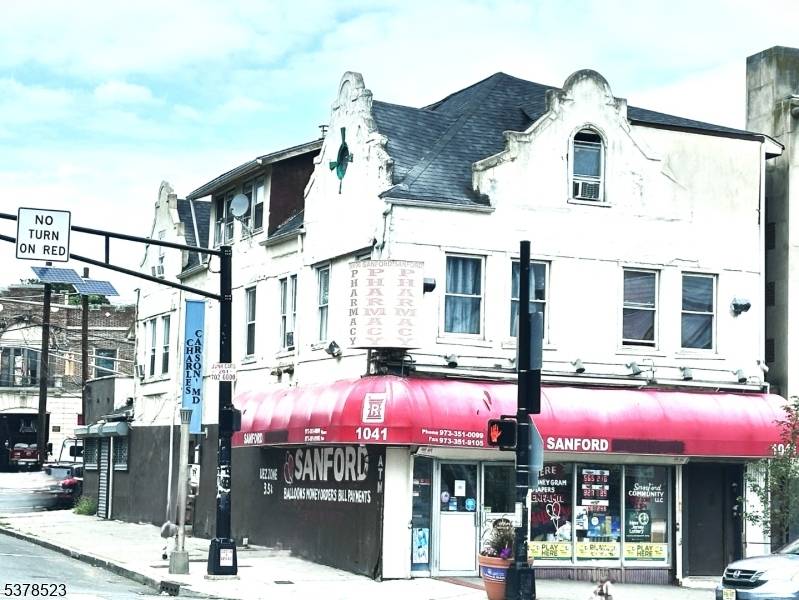 Newark City, NJ 07106,1041 S Orange Ave