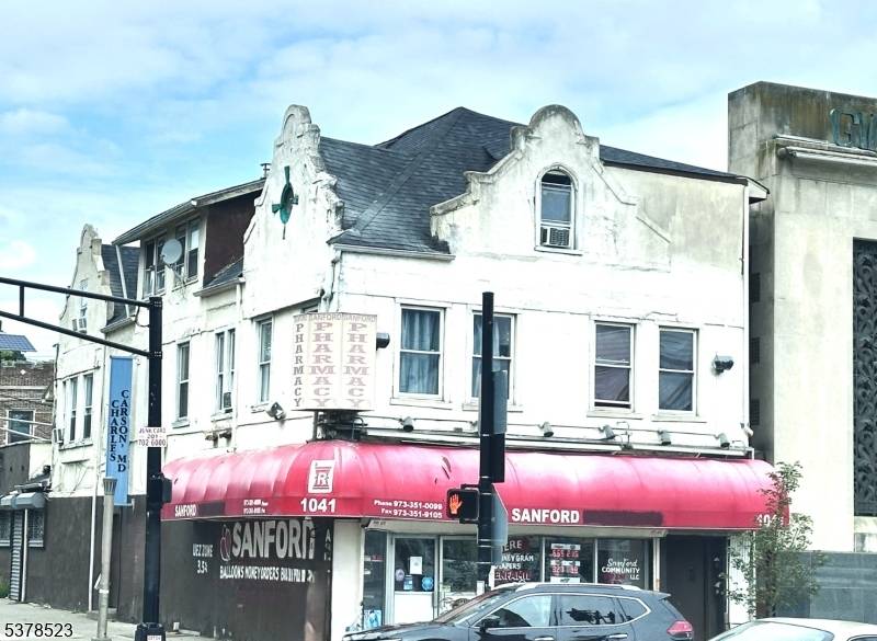 Newark City, NJ 07106,1041 S Orange Ave