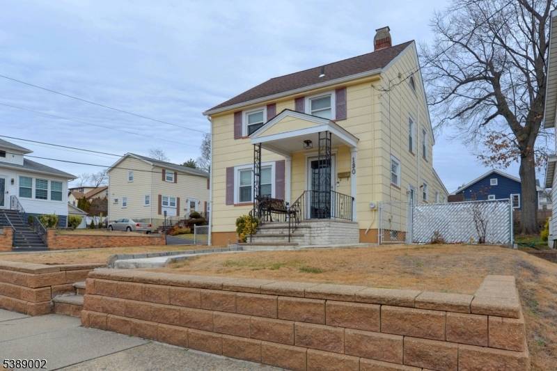 Belleville Twp., NJ 07109,190 Malone Ave