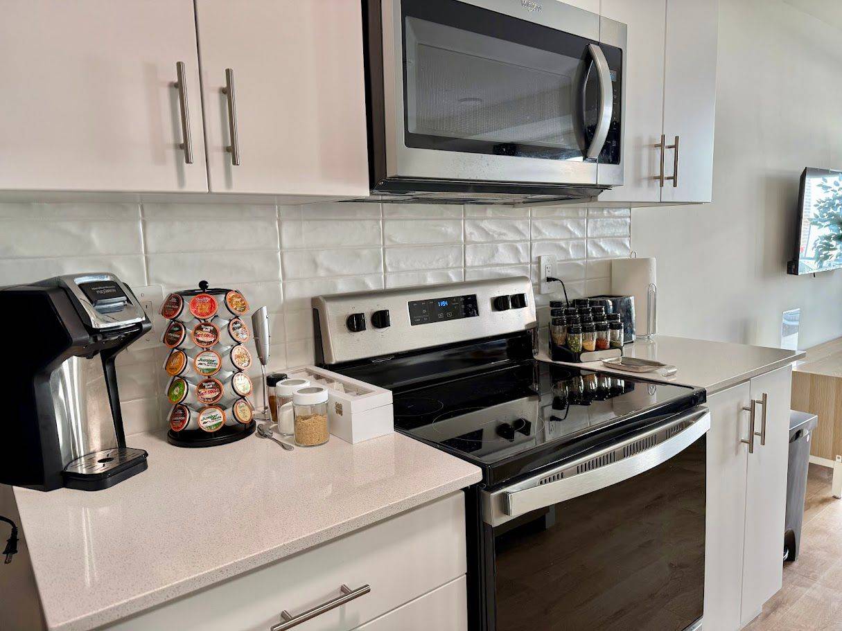 Pickering, ON L1V 0H1,755 Omega DR #204