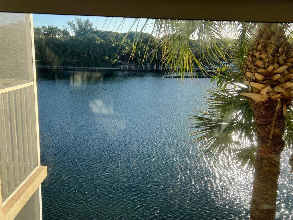 Lighthouse Point, FL 33064,3100 NE 48th Ct #307