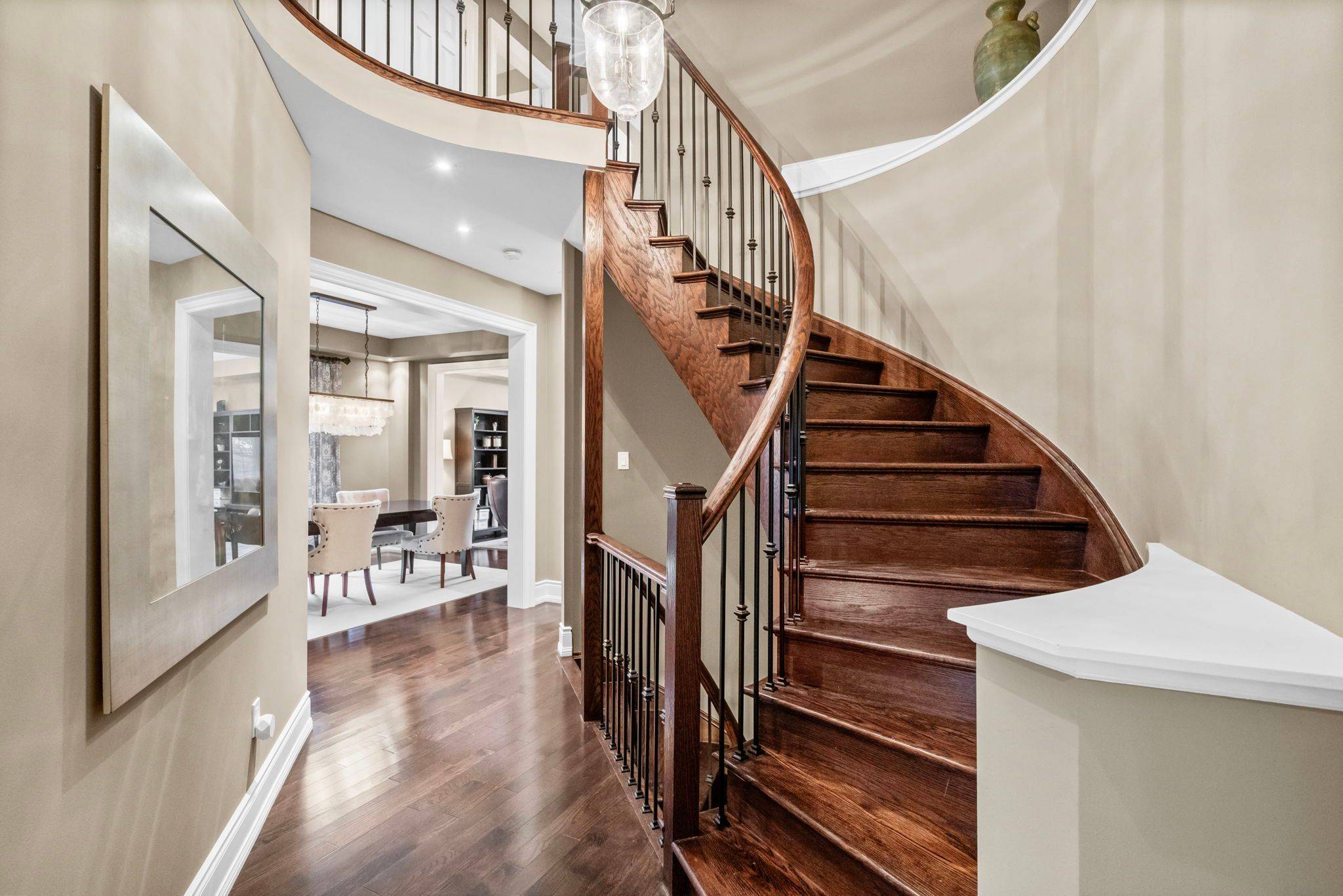 Richmond Hill, ON L4E 0E5,450 Worthington AVE #13