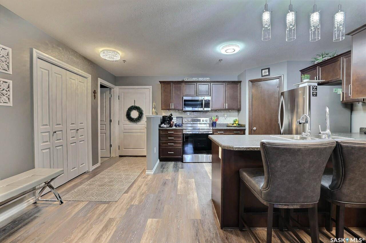 Regina, SK S4Z 0A1,3730 Eastgate DRIVE #111