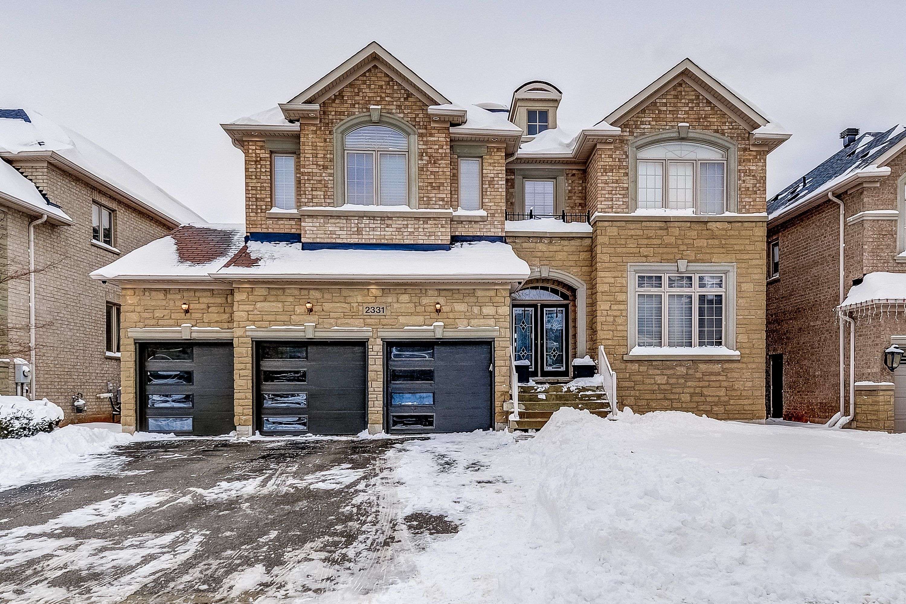 2331 Rideau DR, Oakville, ON L6H 7R6