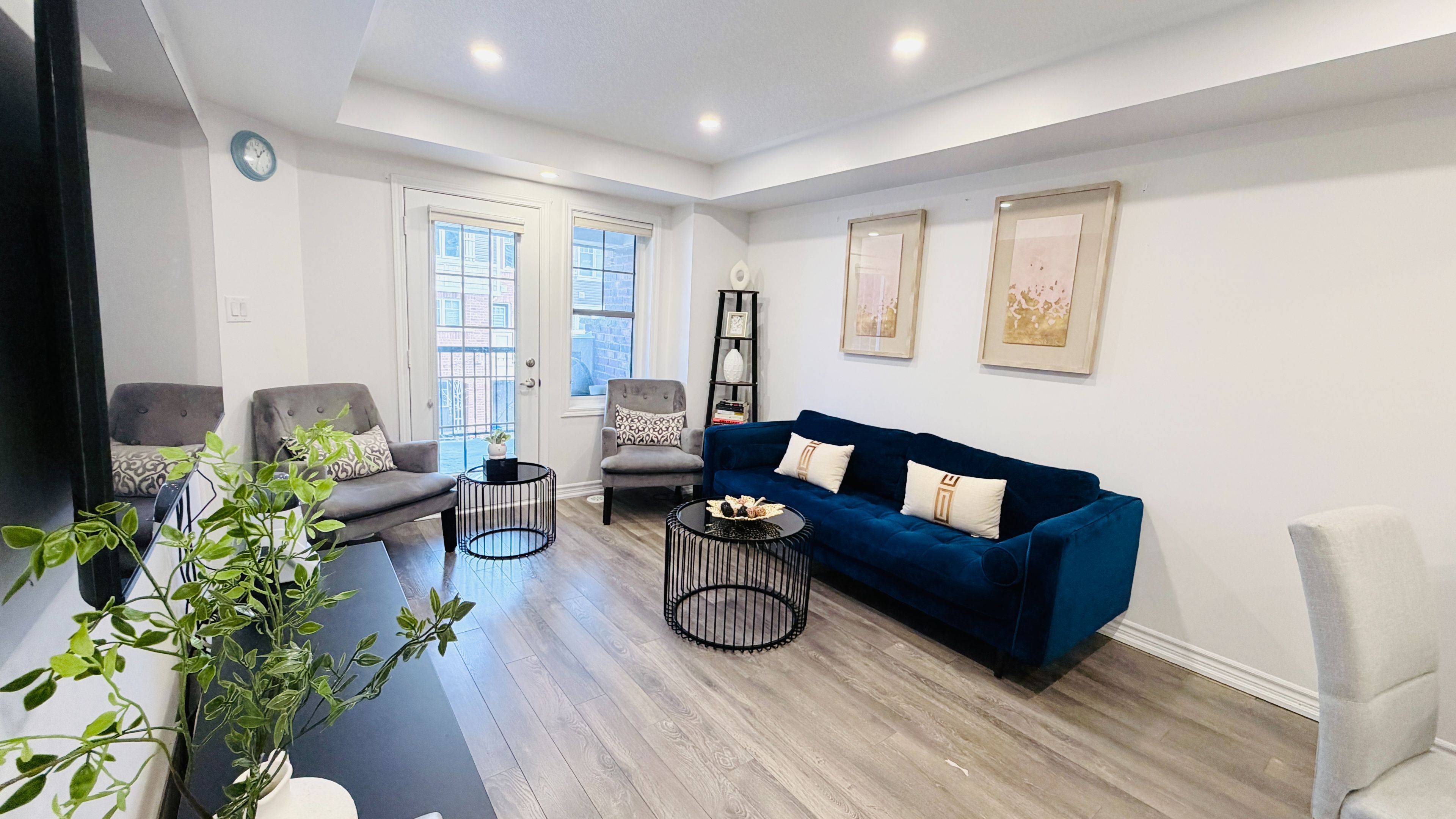 Milton, ON L9E 1P1,1222 Rose WAY #50