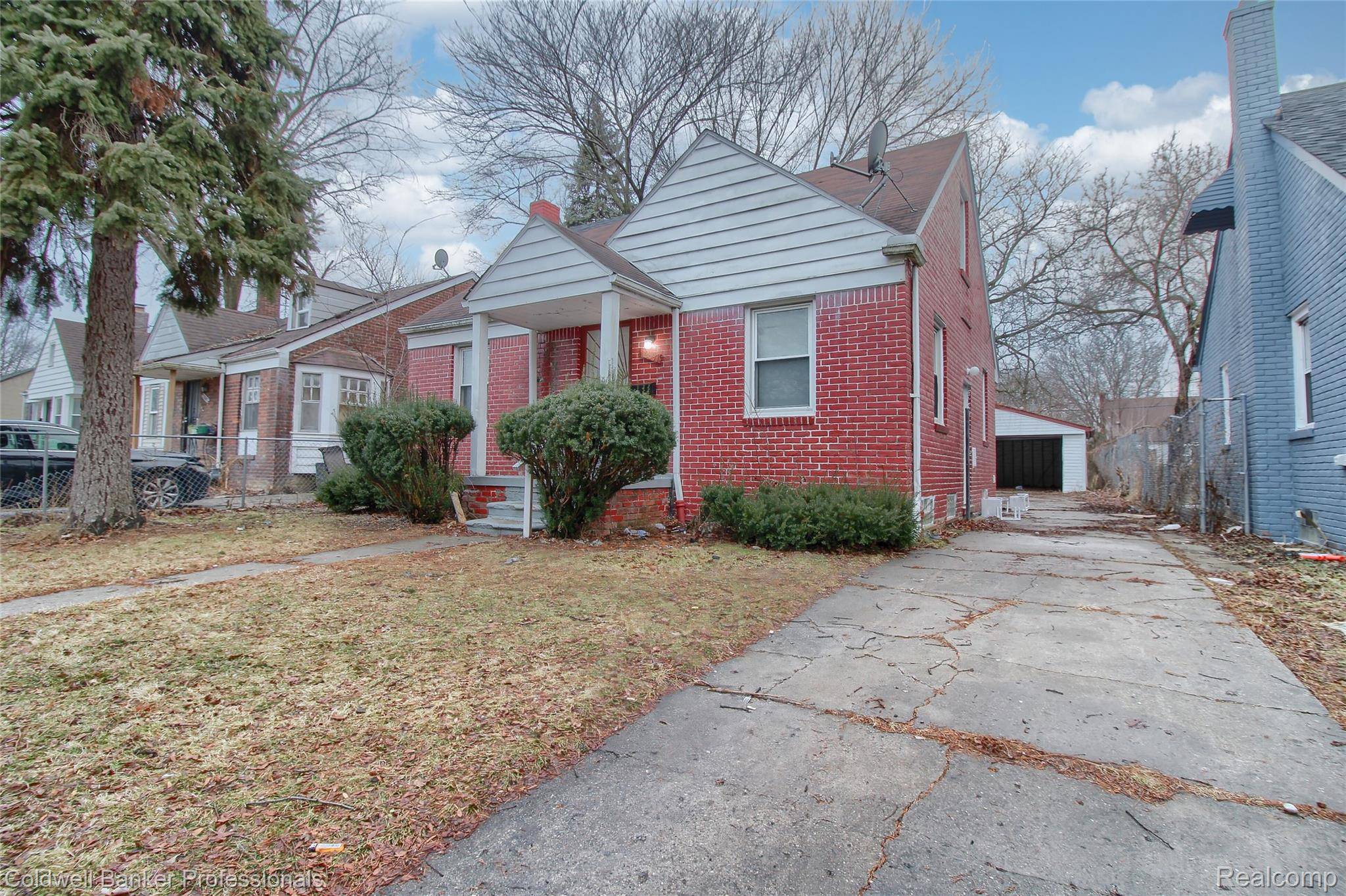 Detroit, MI 48224,12897 Riad ST