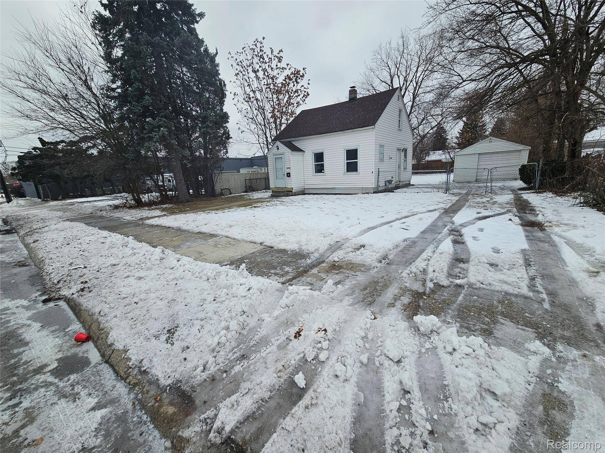 Warren, MI 48089,20737 NUMMER ST