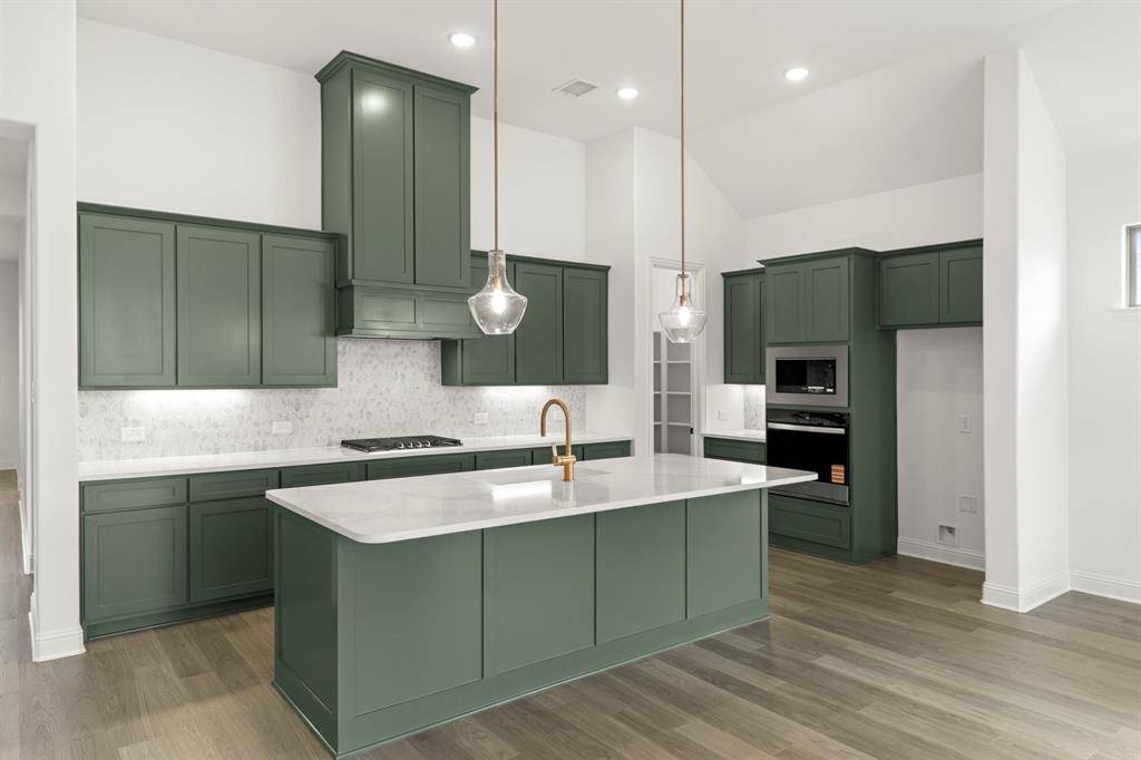 Lavon, TX 75166,801 S Stoney Bridge Way