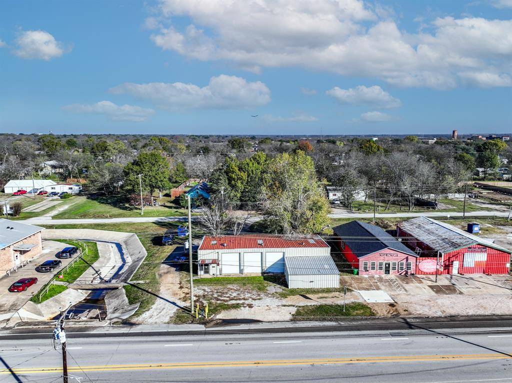 Terrell, TX 75160,719 E Moore Avenue