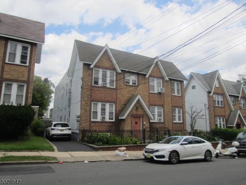 Newark City, NJ 07106,185-187 Ivy St