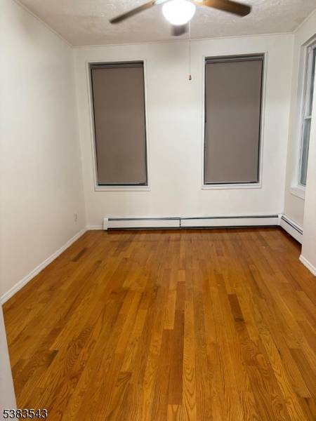 Bayonne City, NJ 07002,9 E 15Th St