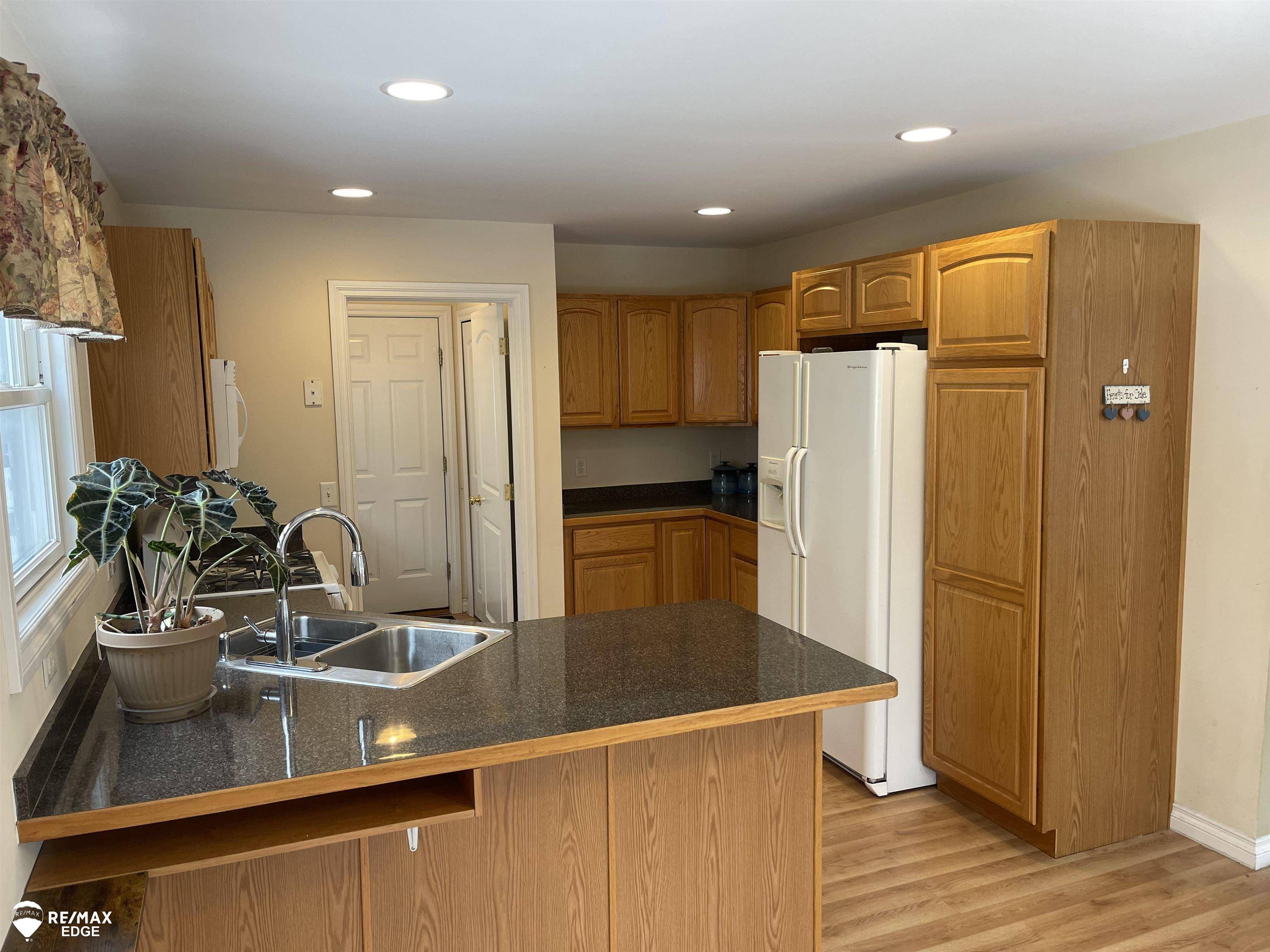 Burton, MI 48509,4459 Cross Creek BLVD