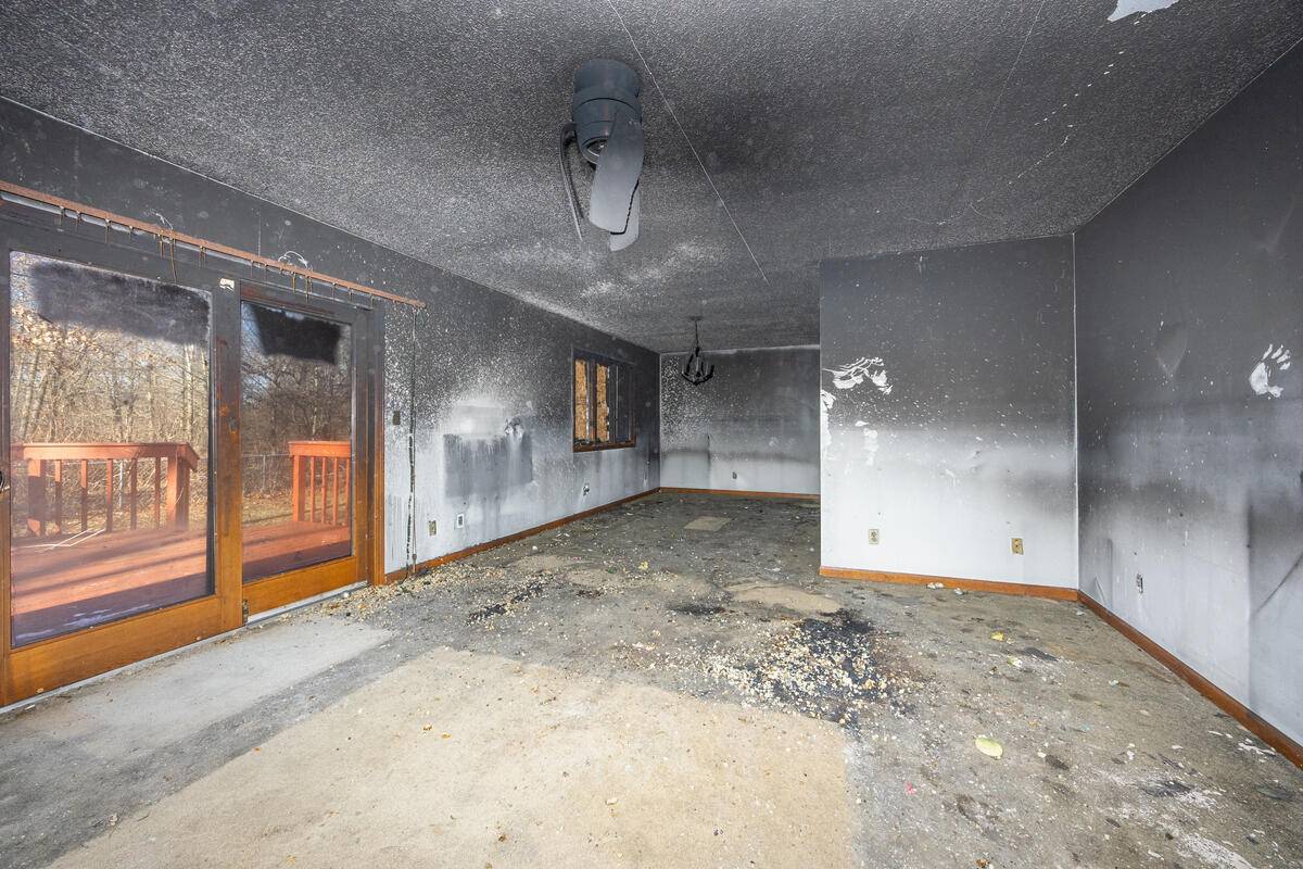 Benton Harbor, MI 49022,2360 Roncy RD