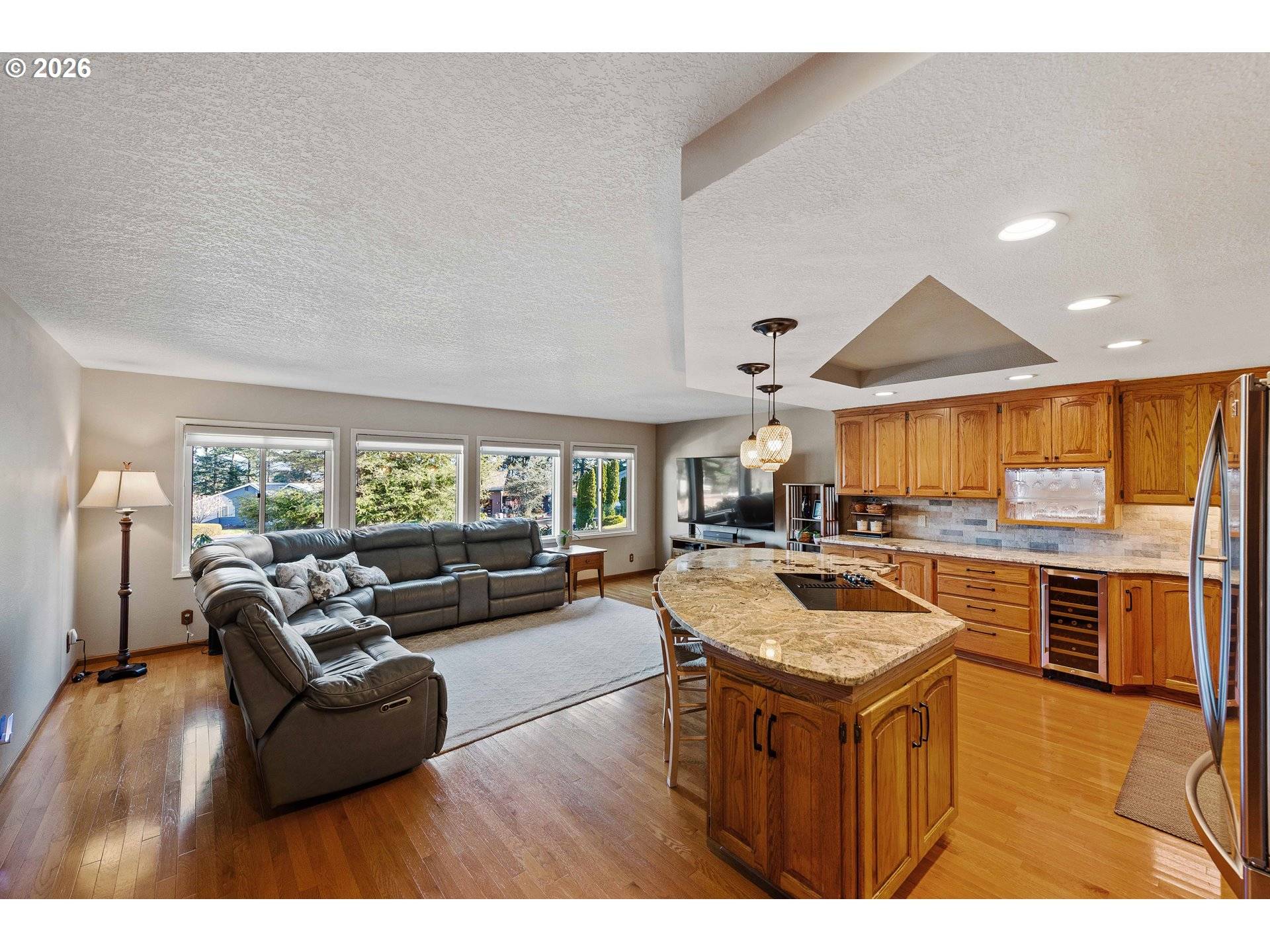 North Bend, OR 97459,2058 Cedar CT