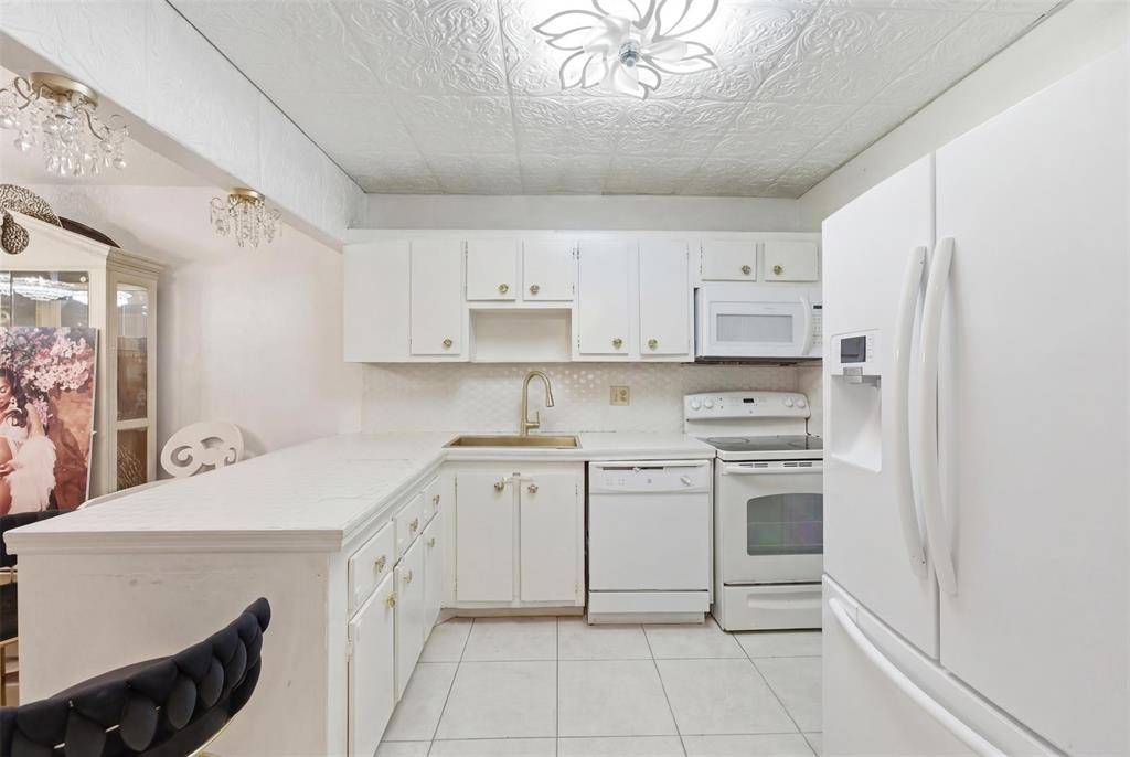 Margate, FL 33063,7950 NW 5th Ct #101