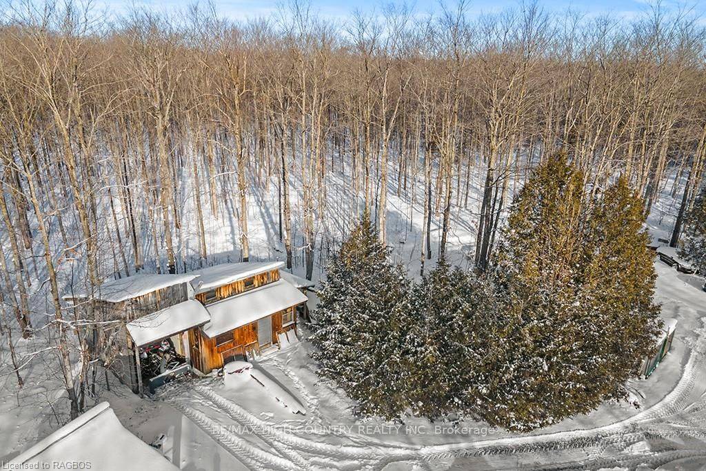 Chatsworth, ON N0H 1C0,580223 SIDEROAD 60 N/A