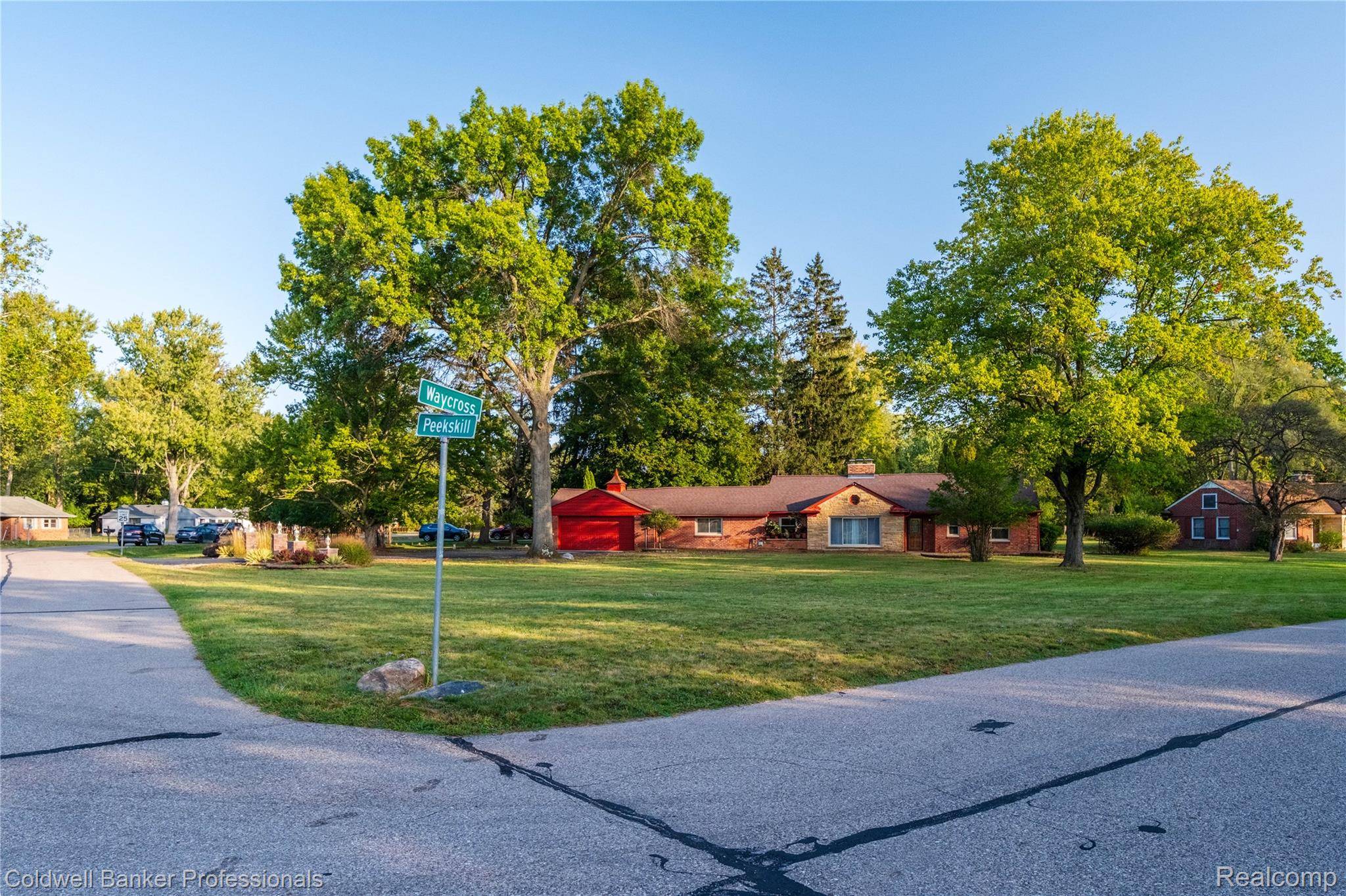 Southfield, MI 48033,25100 Peekskill