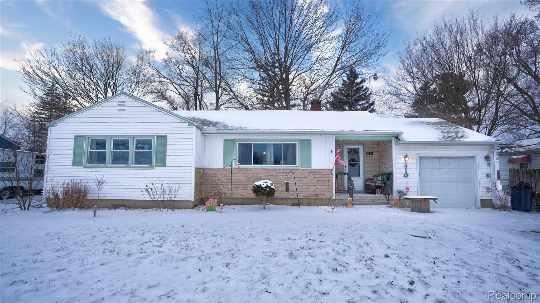 Burton, MI 48509,2059 Covert RD