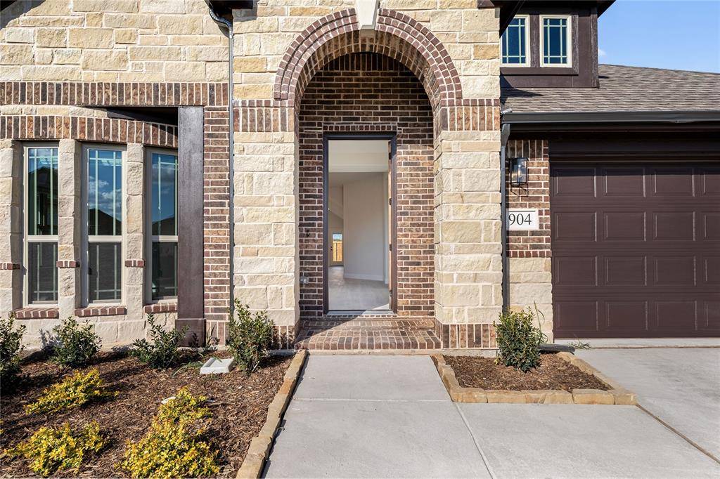 Anna, TX 75409,904 Firewood Way