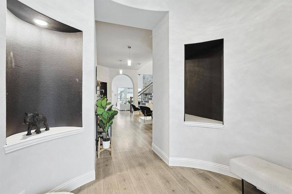 Glenn Heights, TX 75154,1945 Snowball Lane