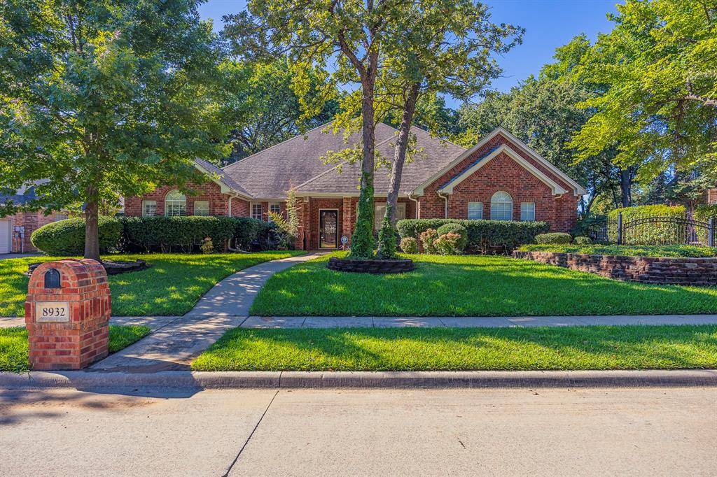 North Richland Hills, TX 76182,8932 Thornberry Drive