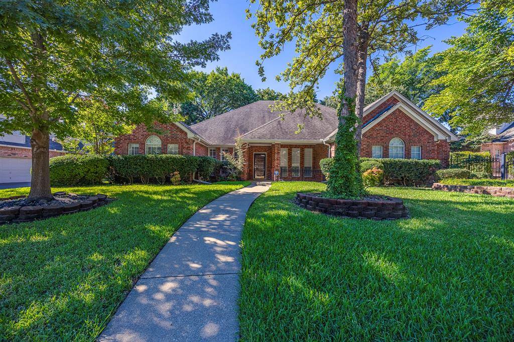 North Richland Hills, TX 76182,8932 Thornberry Drive