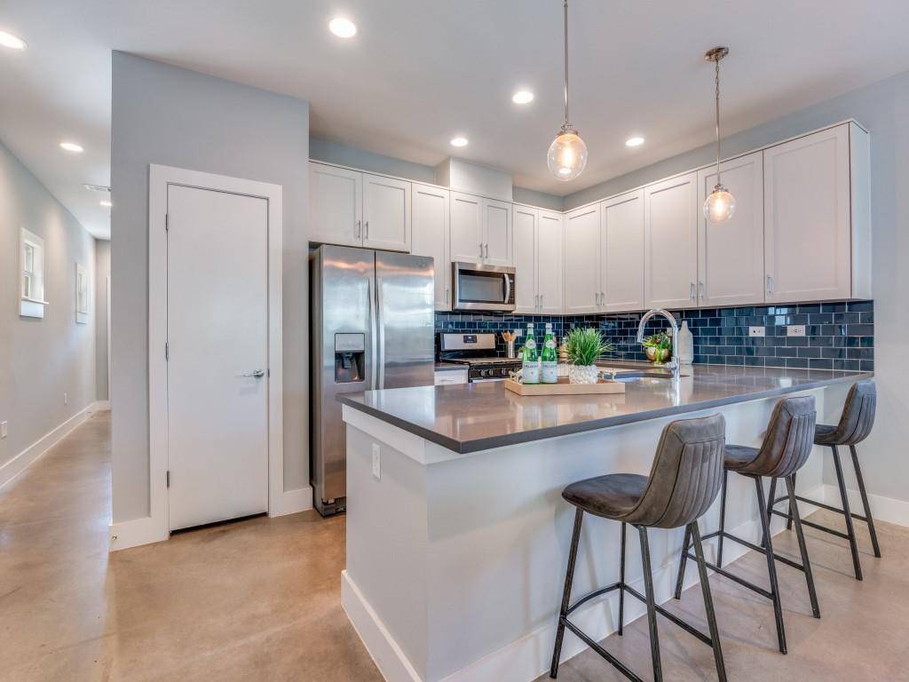 Dallas, TX 75208,1621 Kyle Avenue