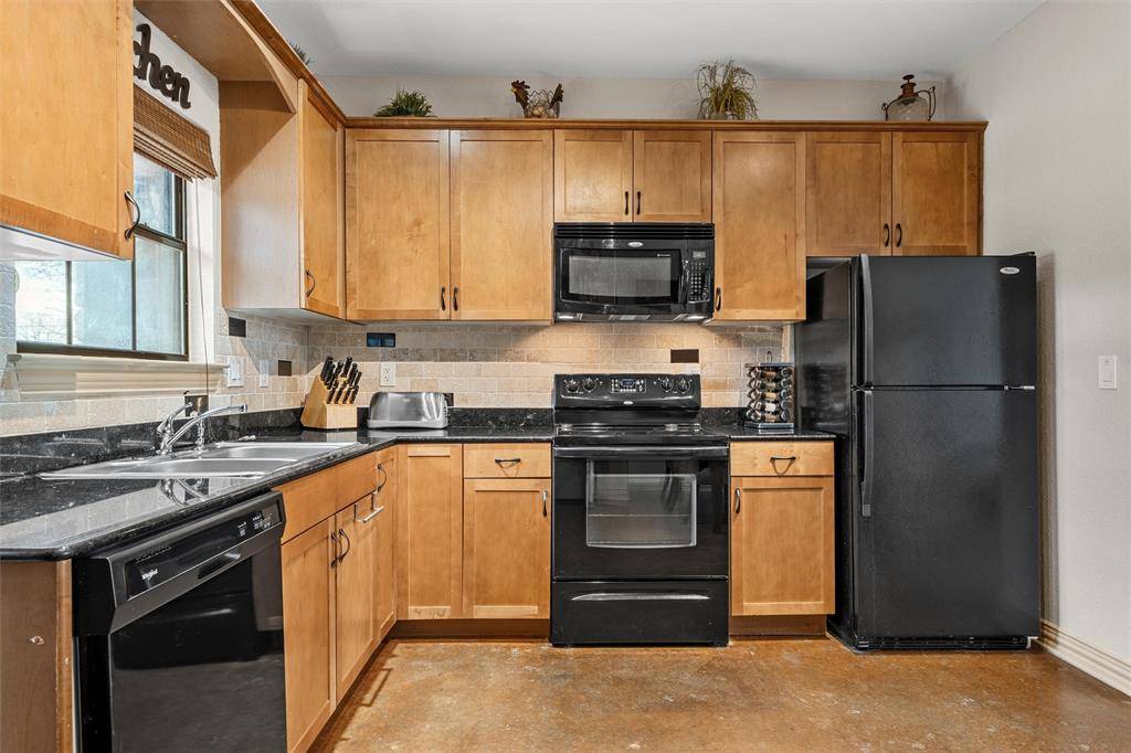 Waco, TX 76706,2410 S 2nd #205