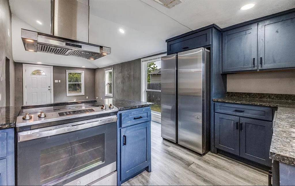 Dallas, TX 75210,3914 Spring Avenue