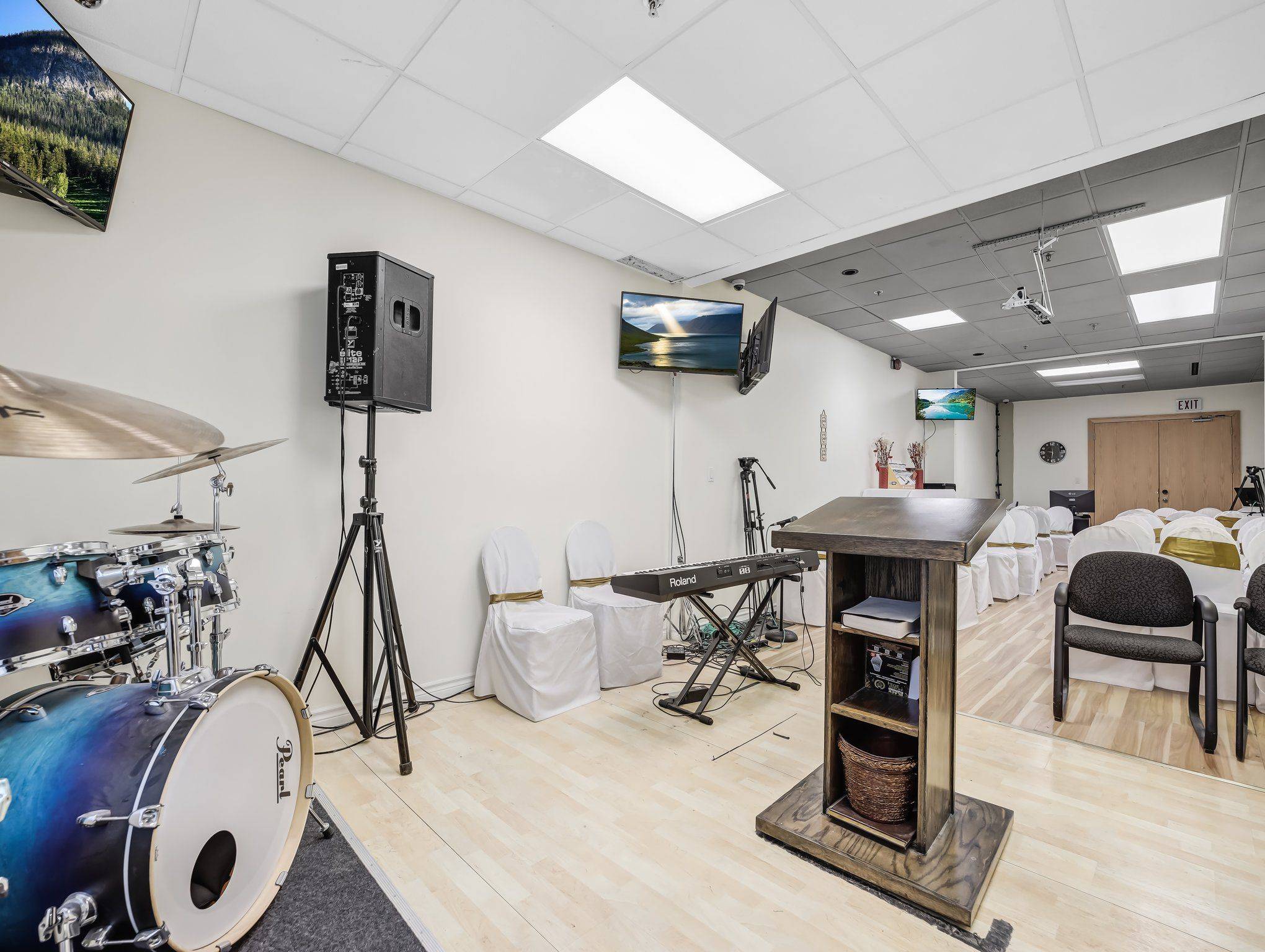 Mississauga, ON L4W 5G6,1550 South Gateway RD #310