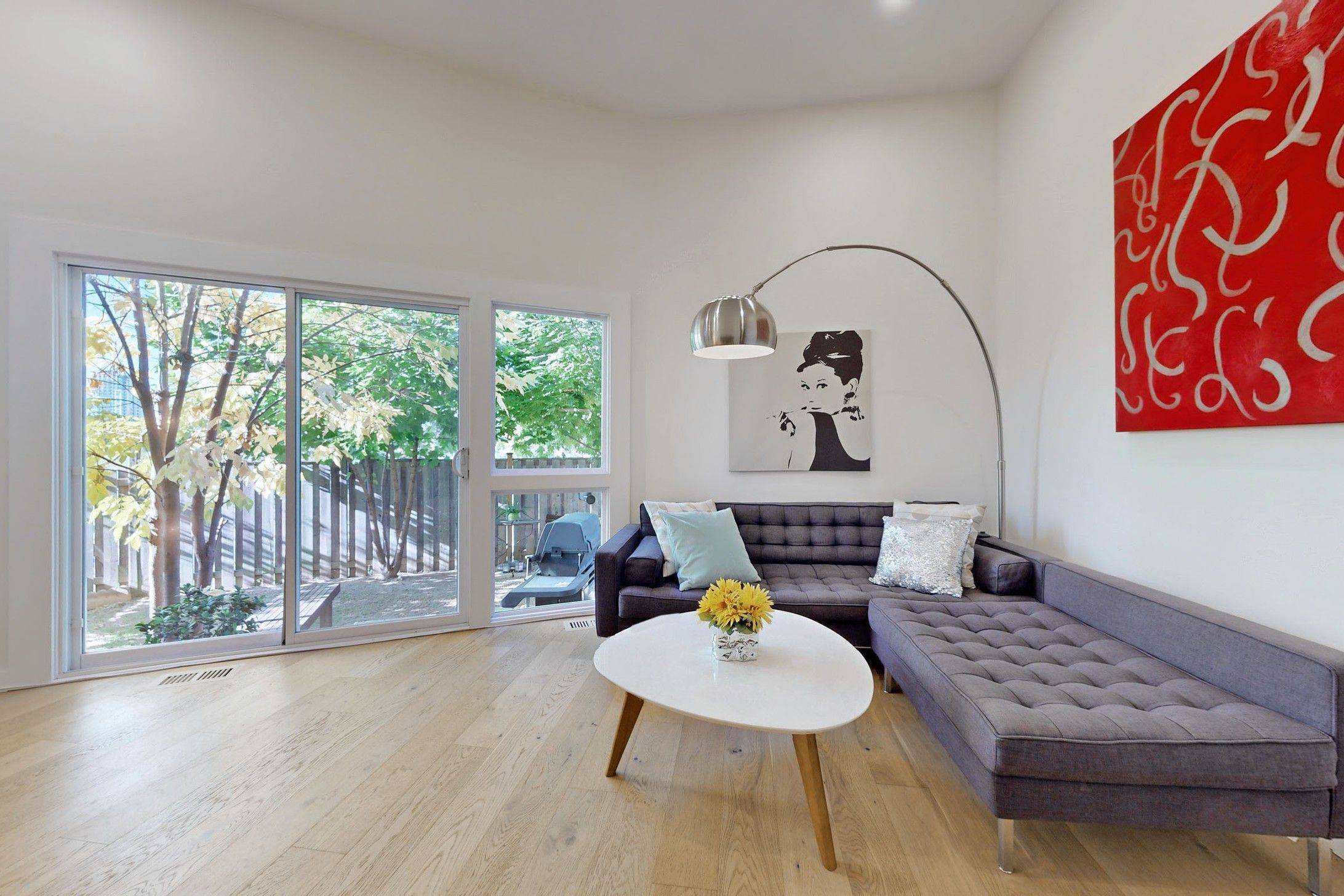 Mississauga, ON L5A 3M8,400 Bloor ST #6