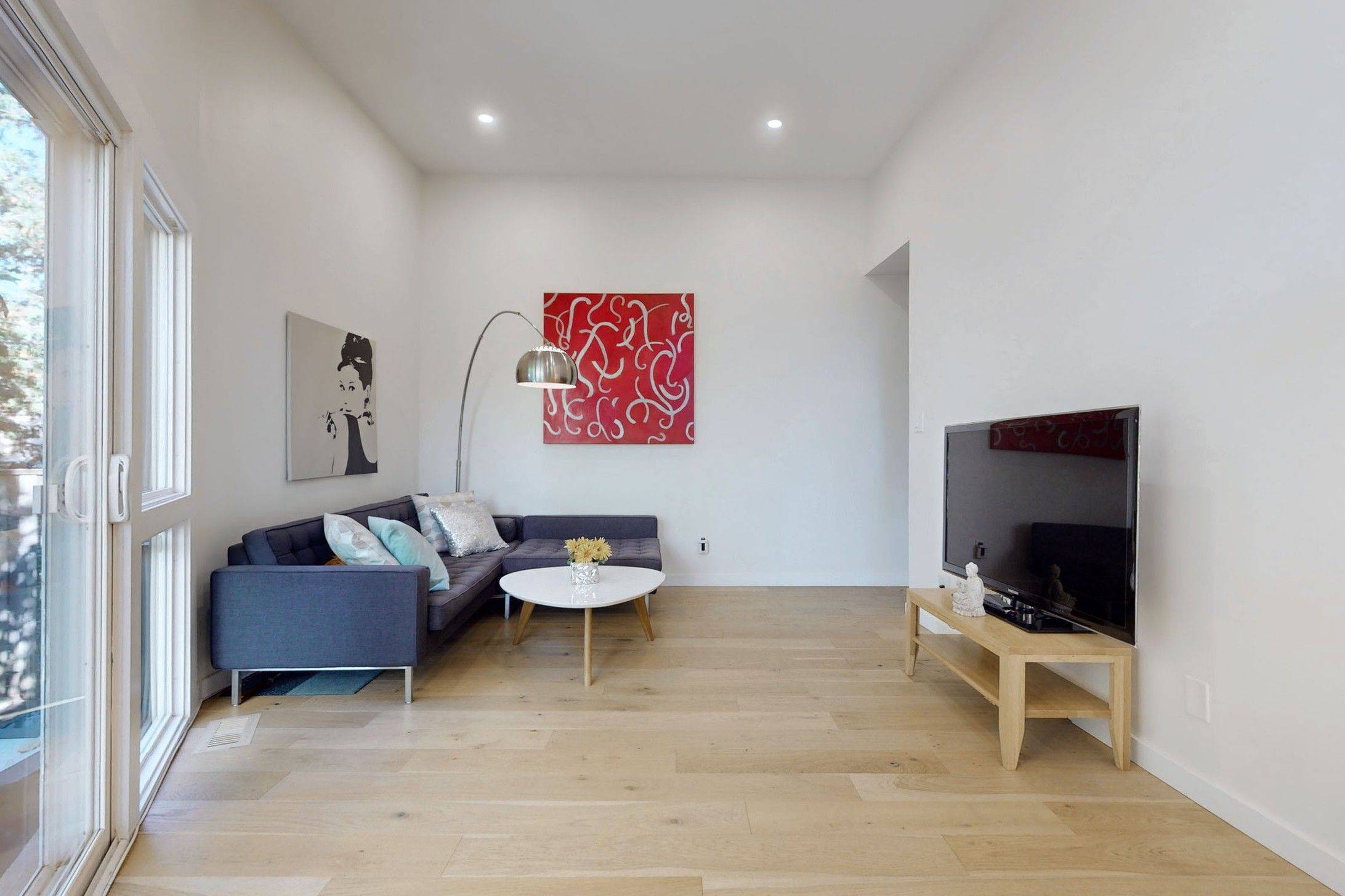 Mississauga, ON L5A 3M8,400 Bloor ST #6