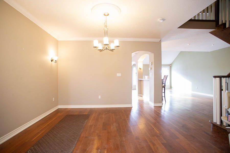 Brantford, ON N3R 0A2,655 Park RD N #48