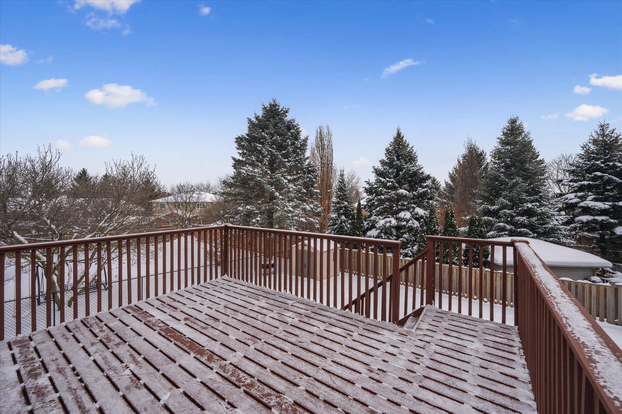 Guelph, ON N1C 1B2,22 Pheasant Run DR