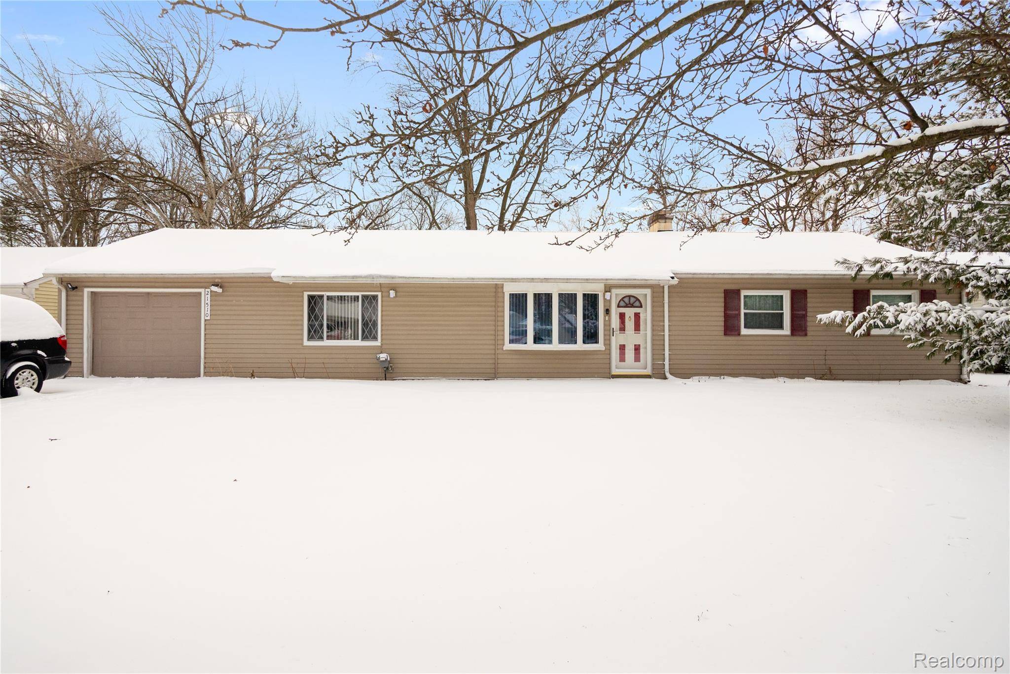 Clinton Township, MI 48036,21510 Remick DR