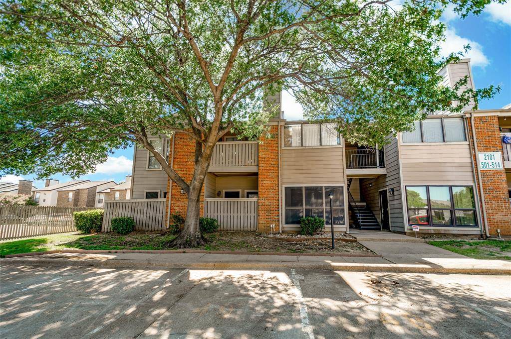 Arlington, TX 76011,2101 Count Fleet Drive #502