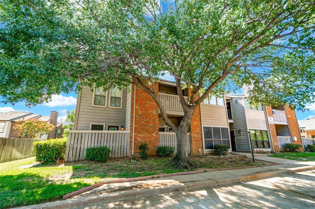 Arlington, TX 76011,2101 Count Fleet Drive #502