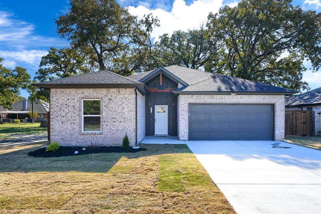 Quinlan, TX 75474,117 Vaughn Lane