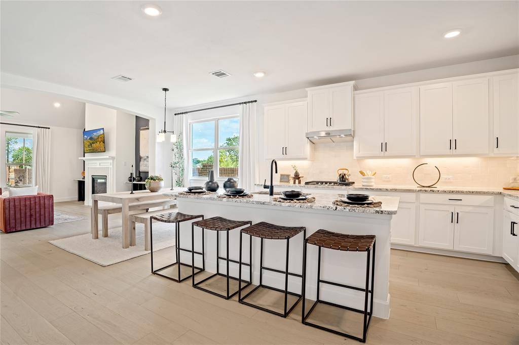 Venus, TX 76065,7117 Mullein Lane